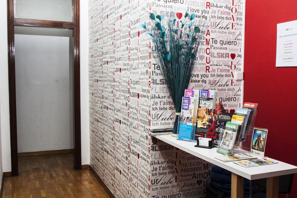 Art City Hostel Barcelona (Adults Only) מראה חיצוני תמונה